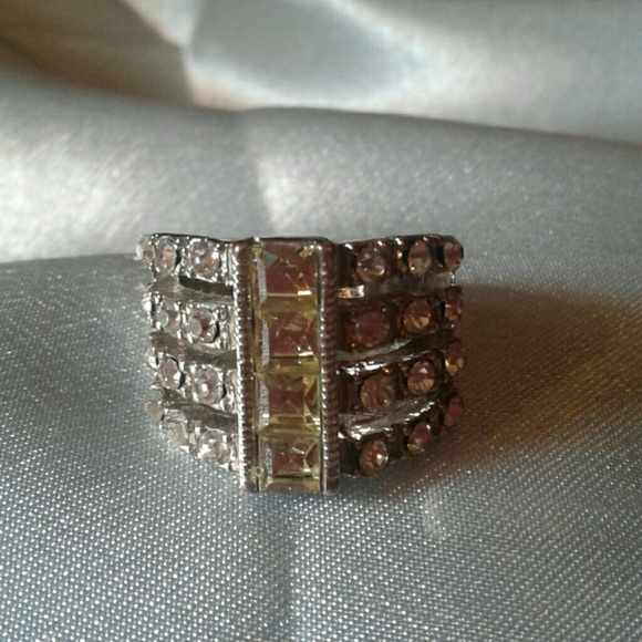 Jewelry - 💞Silver plated fashion ring 3 for 15.00